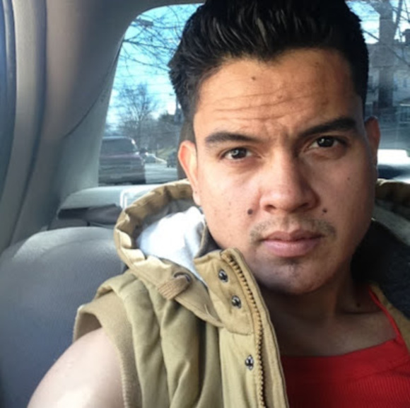 Meet your Posher, Sebastián - Picture 1 of 1